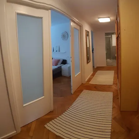 Centrum Gdyni, Kawalerka *